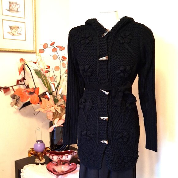 NWT Woman's Black Hooded Cardigan Coat Knit Lightweight Warm & Elegant Outerwear - Picture 5 of 12